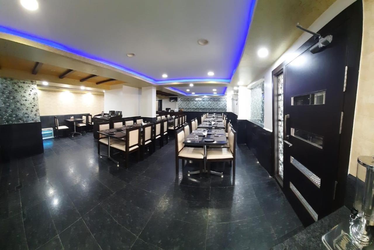 Готель Pp Residency Covelong Екстер'єр фото